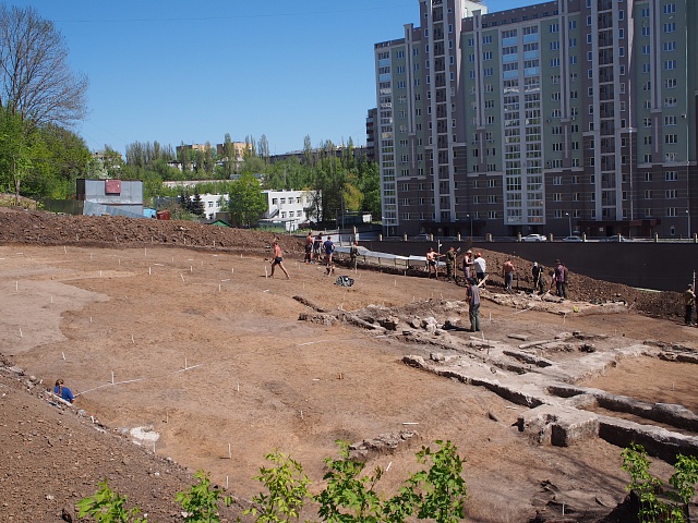 Раскопки в исторической части города Липецка на улице Нижней Логовой в 2015 году